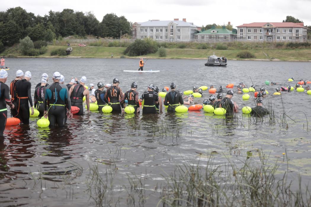 Пятый заплыв на открытой воде Swimcup состоялся в Пскове