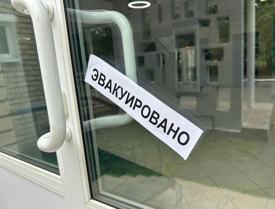 Антитеррористическое учение проходит в школах и детских садах Псковской области