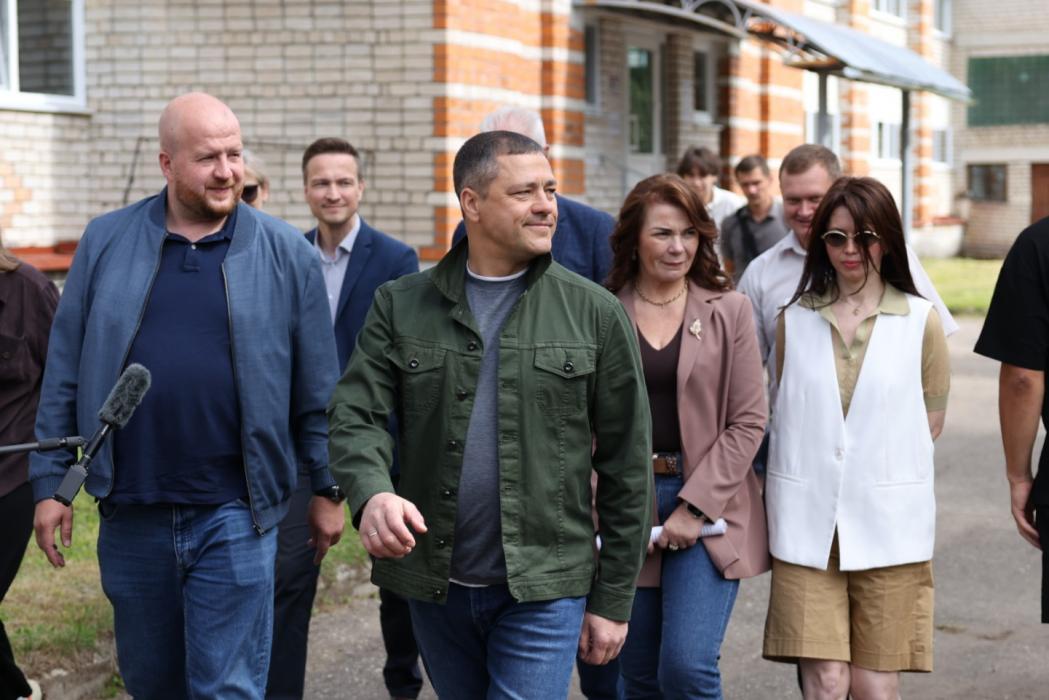 Михаил Ведерников осмотрел восстановленный детский лагерь «Нептун»