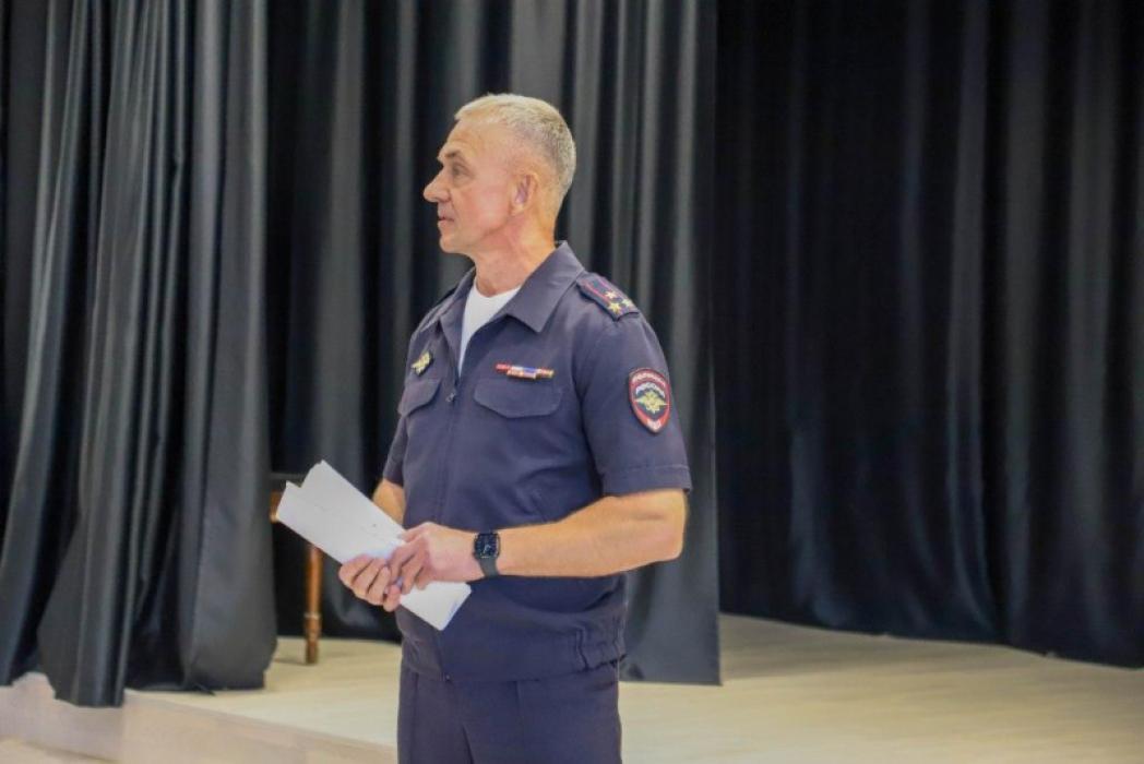 ​Полицейские провели профориентационную встречу со студентами в Пскове