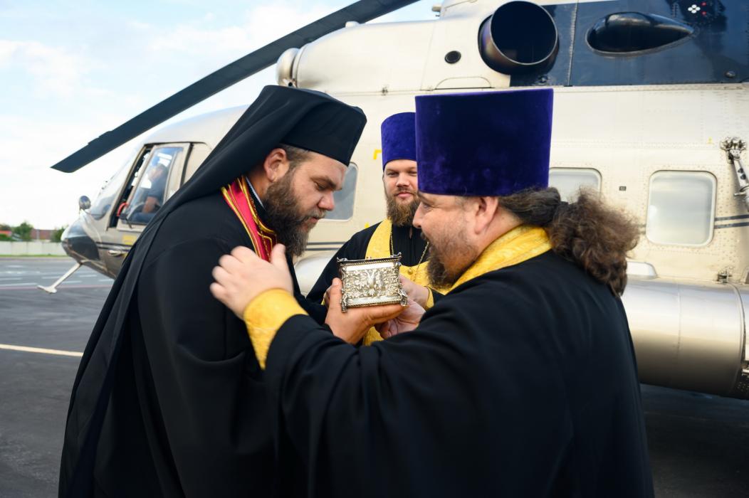 20 тысяч человек поклонились мощам святителя Спиридона в Свято-Троицком кафедральном соборе
