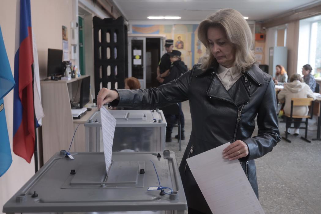 Наталья Мельникова отдала свой голос на выборах в избирательном участке №28