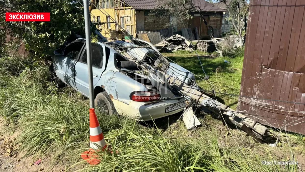 Пьяный водитель на Kia протаранил столб в Великих Луках