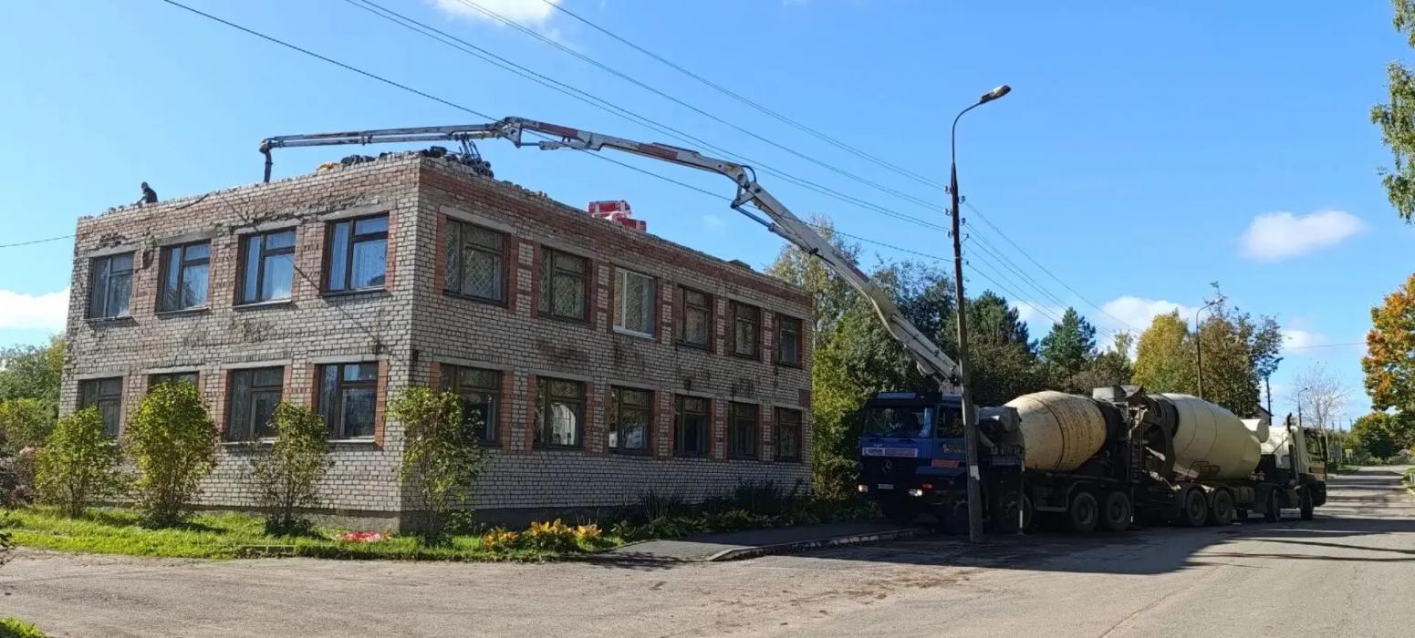 Здание библиотеки ремонтируют в Локнянском районе