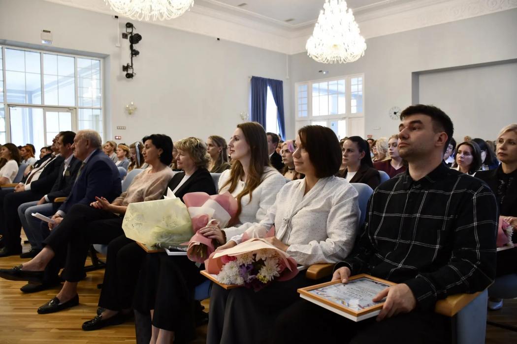 «Педагогический дебют» и «Наставник года