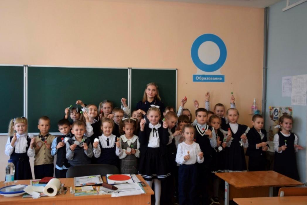 Госавтоинспекция провела для детей занятия по ПДД в Опочецком и Порховском районах