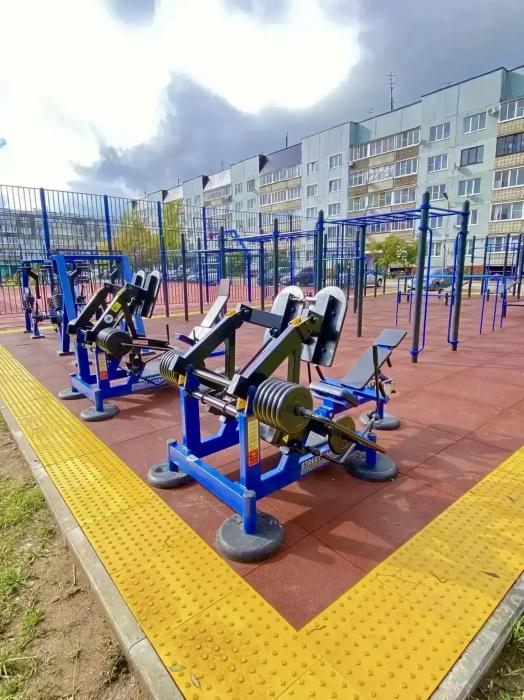В Переслегино завершили монтаж «умной» спортивной площадки