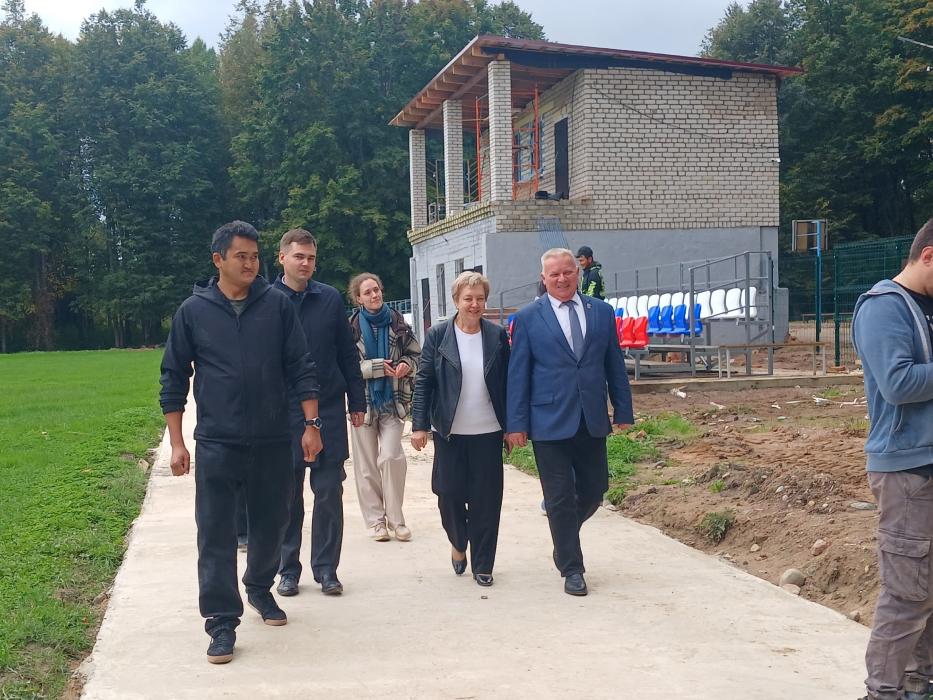 Вера Емельянова посетила Локнянский округ