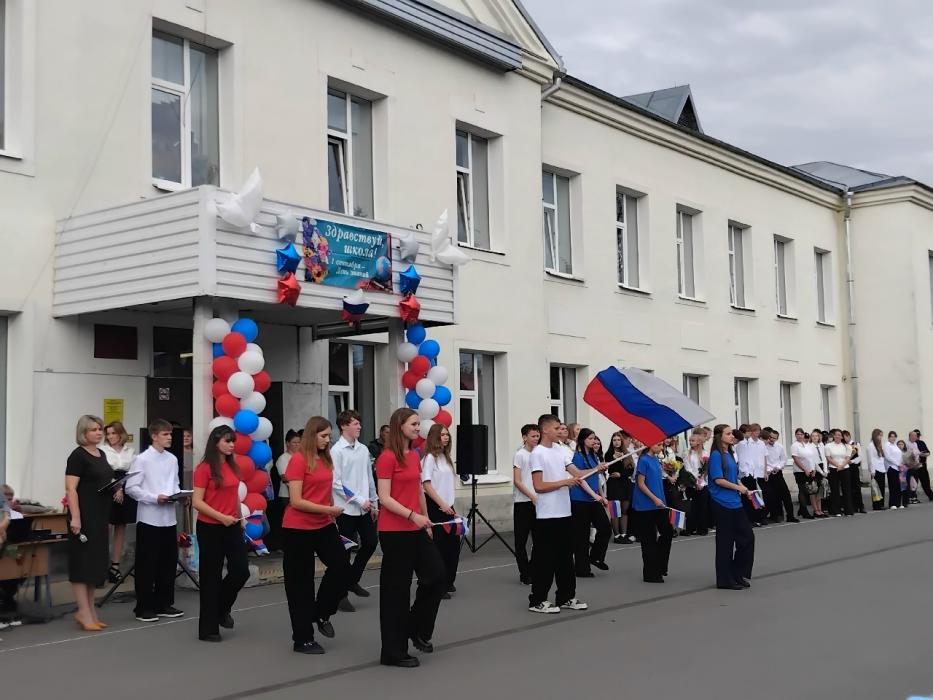 Торжественные мероприятия в городе Дно 