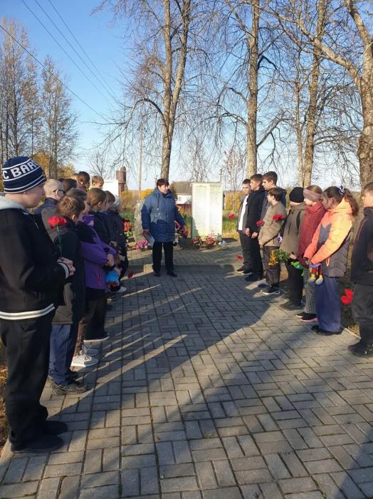 Памятный знак сожжённым деревням и мирным жителям