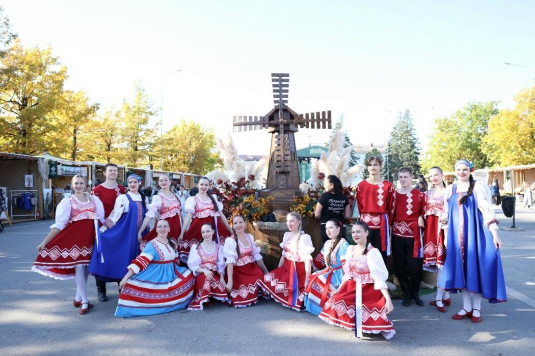 Фестиваль монастырской кухни «Архондарик» стартовал в Печорах