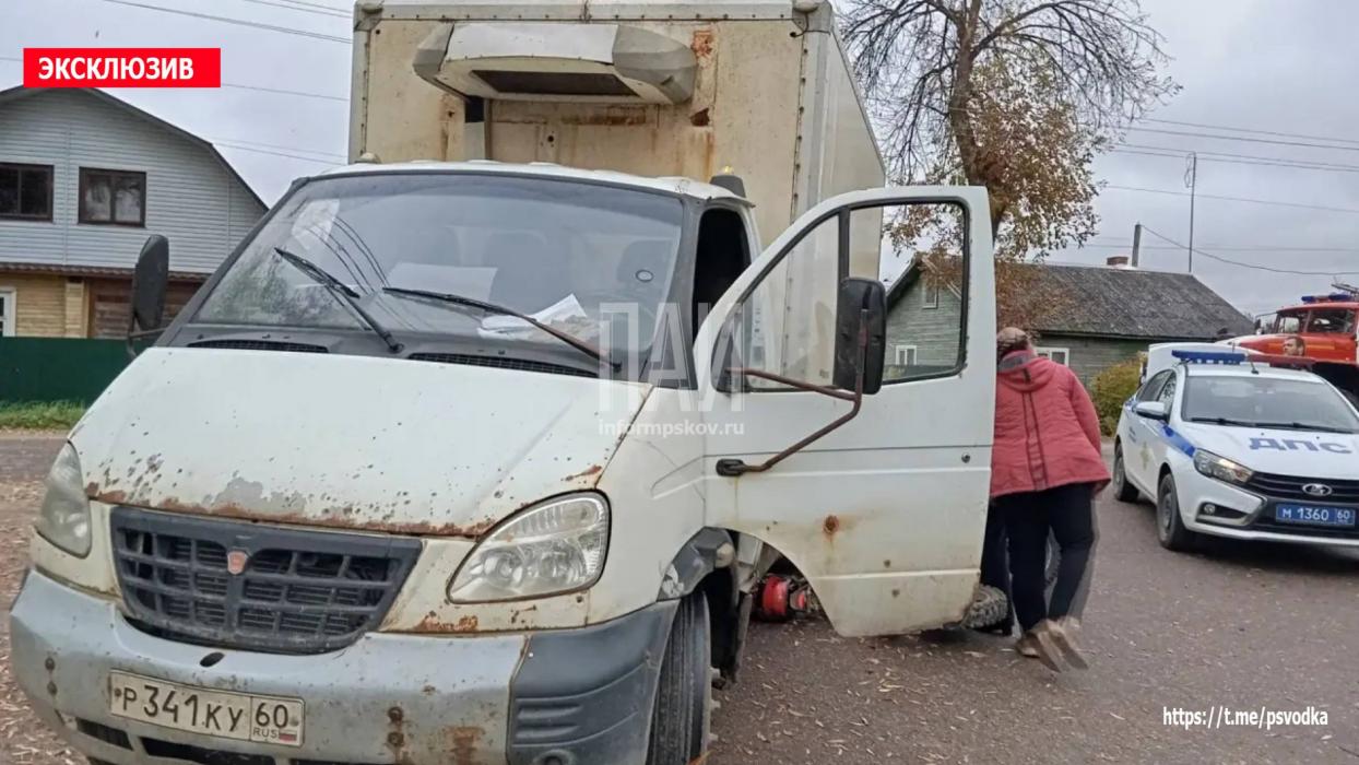 В Порхове столкнулись «Газель» и питбайк, пострадал мужчина