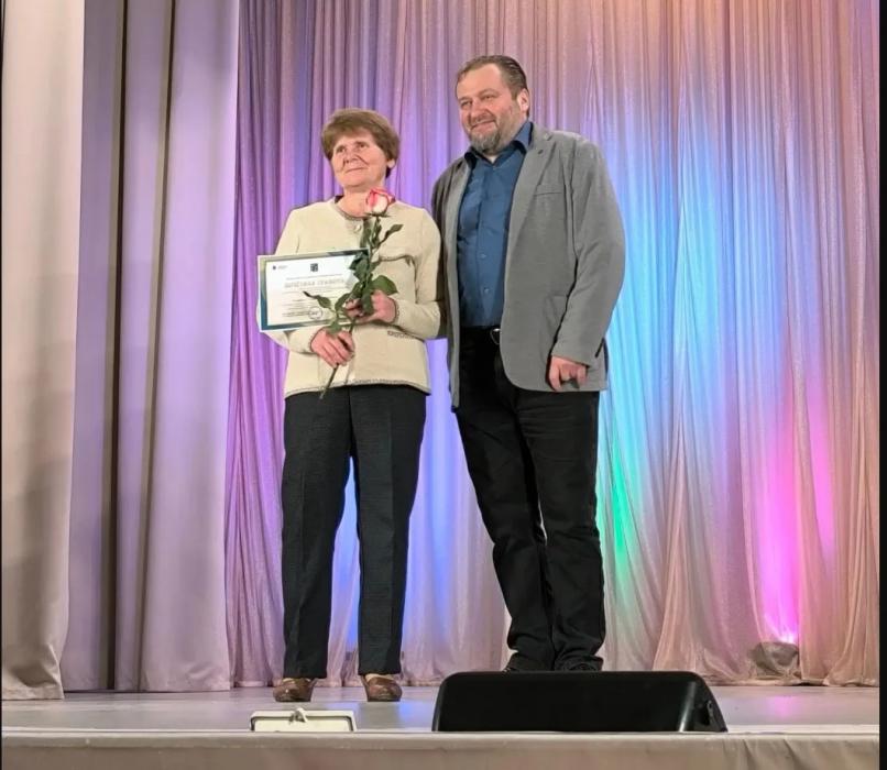 Четыре педагога Локнянского района получили почётные грамоты Минпросвещения России