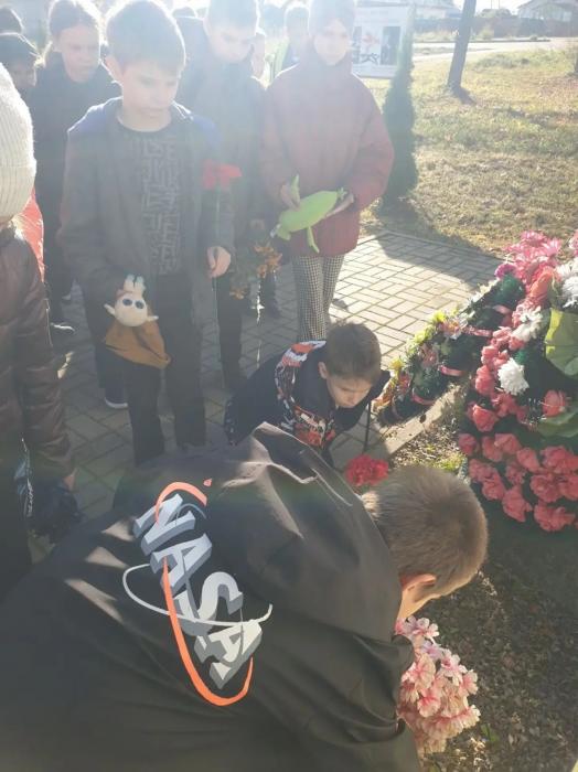 Памятный знак сожжённым деревням и мирным жителям