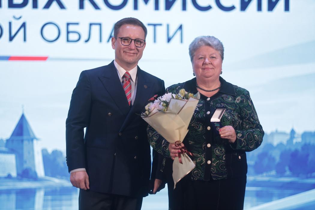Избирательная комиссия Псковской области отметила свой профессиональный праздник