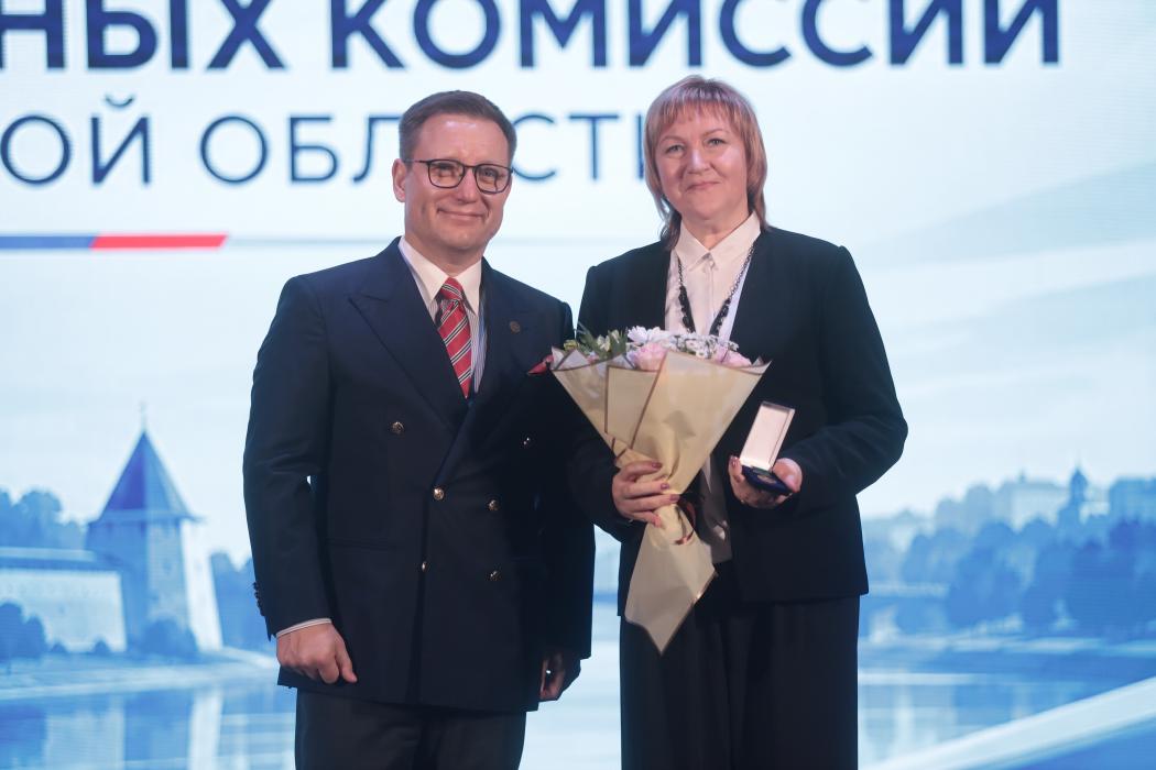 Избирательная комиссия Псковской области отметила свой профессиональный праздник