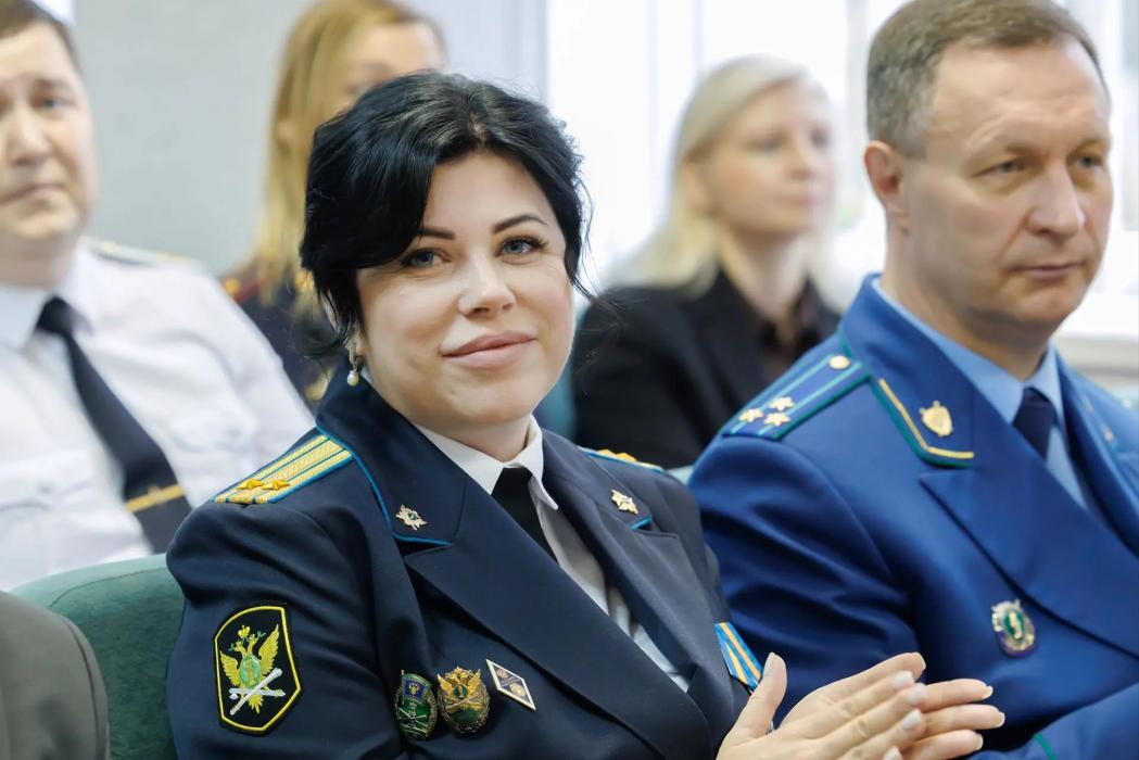 Приставов чествовали в Пскове в преддверии профессионального праздника