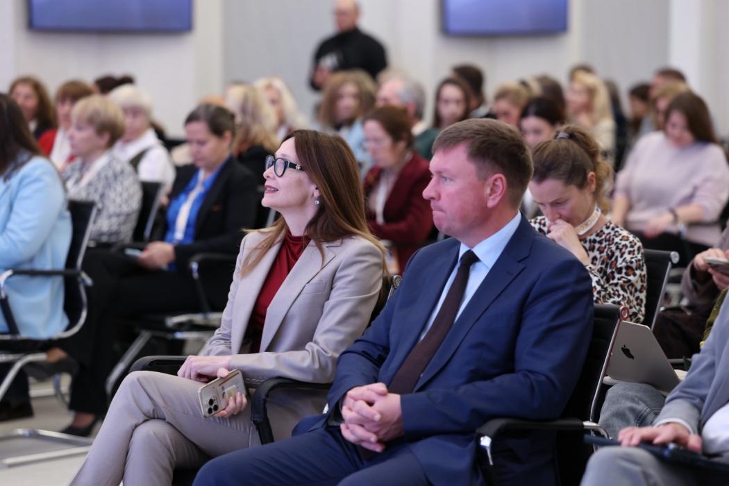 	Форум «Сила бренда – экономическое будущее регионов» в Пскове. День второй