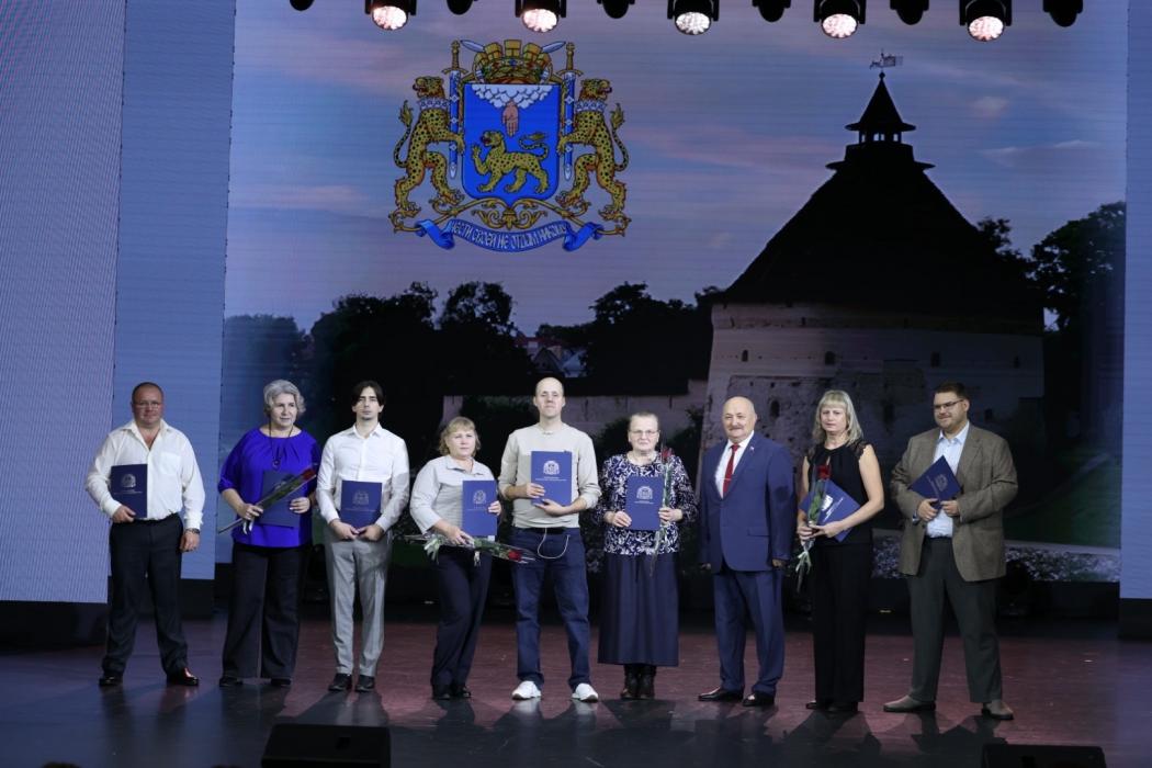 Псковский хлебокомбинат отмечает 80-летие