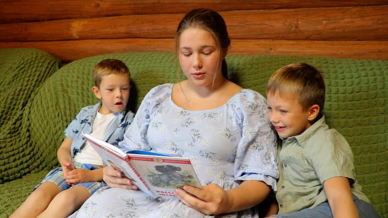 Великолукская семья Донец удостоена ордена «Родительская слава»