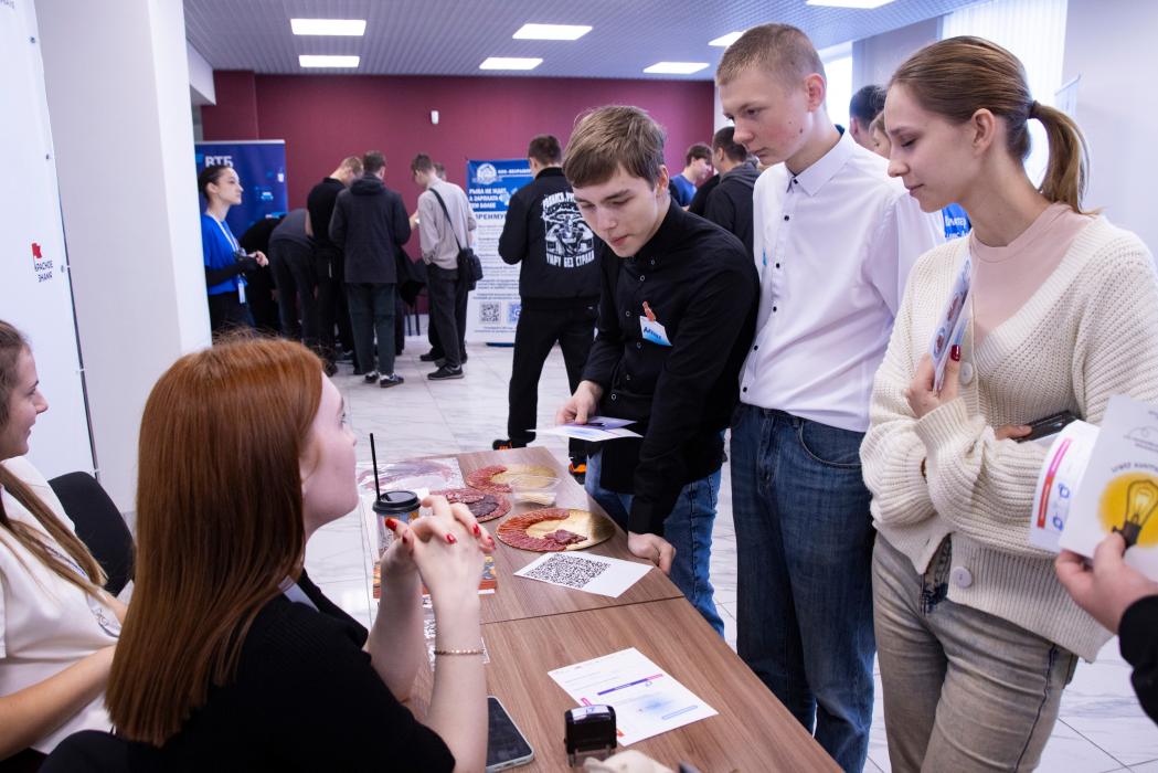 День Профразвития в Великих Луках 