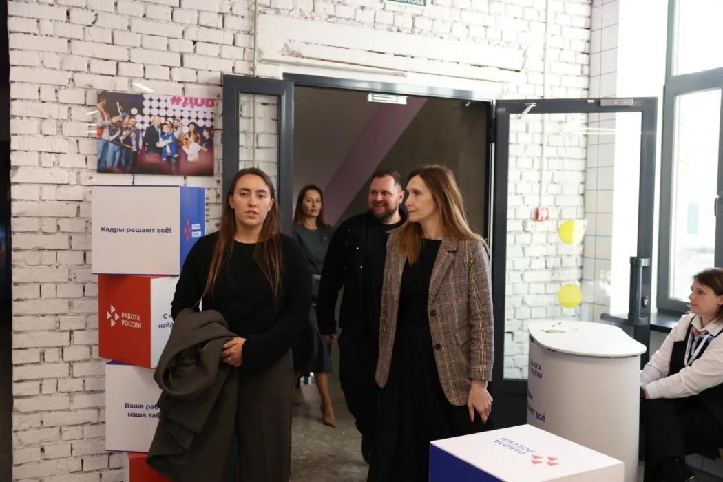Ольга Тимофеева посетила площадки форума «День профразвития» в Пскове