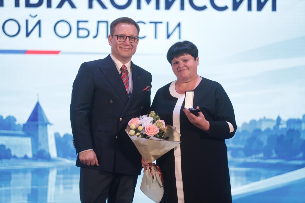 Избирательная комиссия Псковской области отметила свой профессиональный праздник