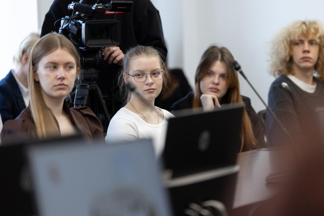 О судьбе и карьере: Гунтис Ламбергс побеседовал с молодёжью в Пскове
