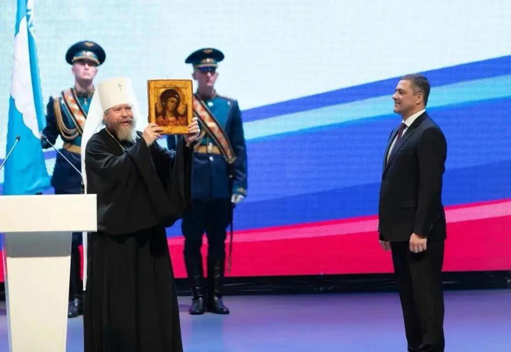 Михаил Ведерников поздравил митрополита Тихона с днём тезоименитства