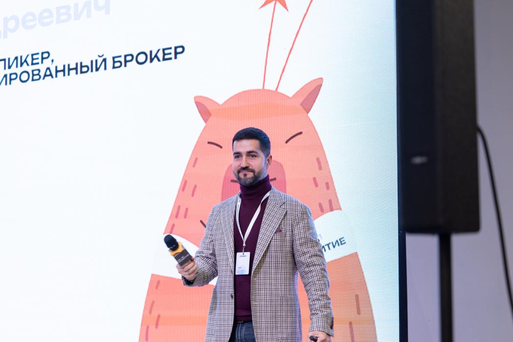 Карьерные консультации, дискуссии, мастер-классы: форум «Найди себя в Псковской области»