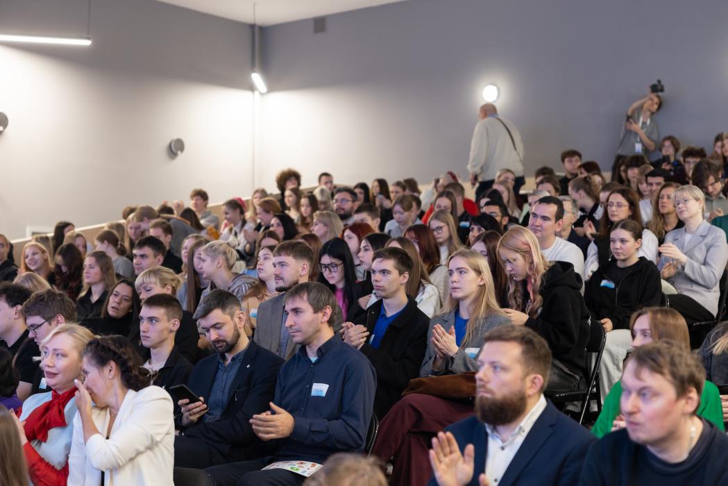 Карьерные консультации, дискуссии, мастер-классы: форум «Найди себя в Псковской области»