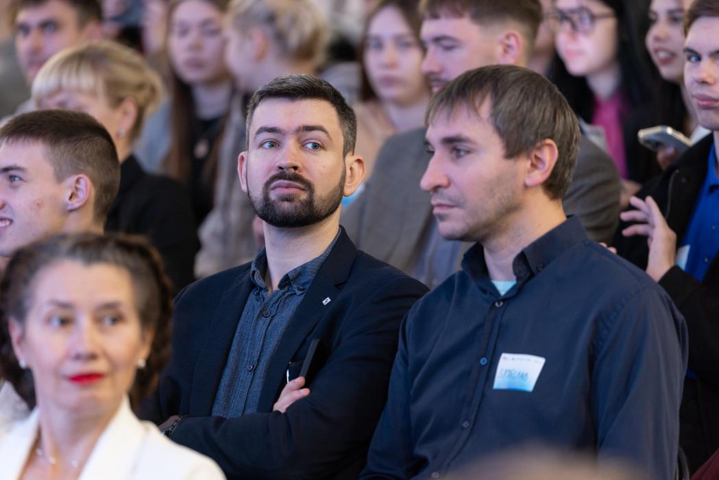 Карьерные консультации, дискуссии, мастер-классы: форум «Найди себя в Псковской области»