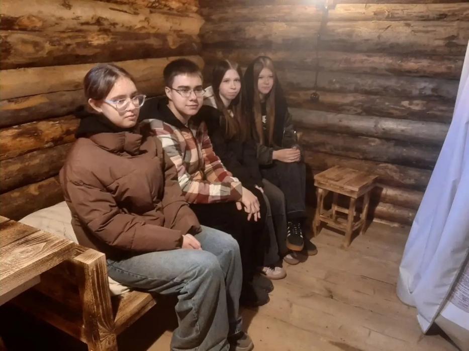 Великолучане посетили «Школу партизанского мастерства» в Себежском районе
