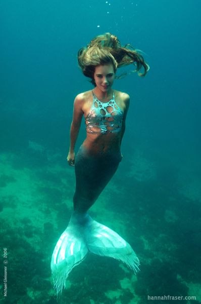 На фото: русалка из Сиднея (фото с hannahmermaid.com)