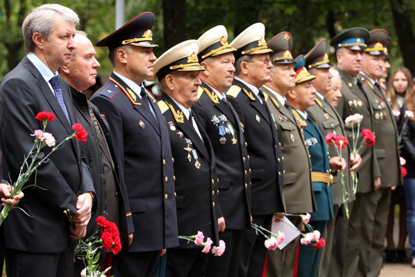 На фото: участники митинга (фото пресс-службы муниципального образования 