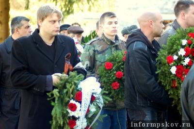 На фото: 1 апреля 2009 года. Таллин (Эстония). Прощание с Арнольдом Мери (фото Ю. Маспановой).