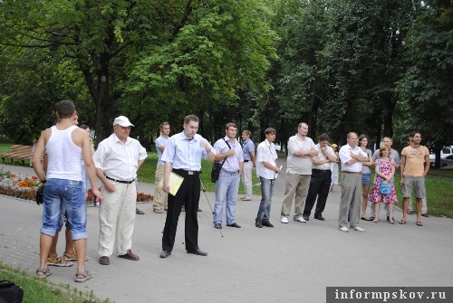 На фото: псковский Гайд-парк
