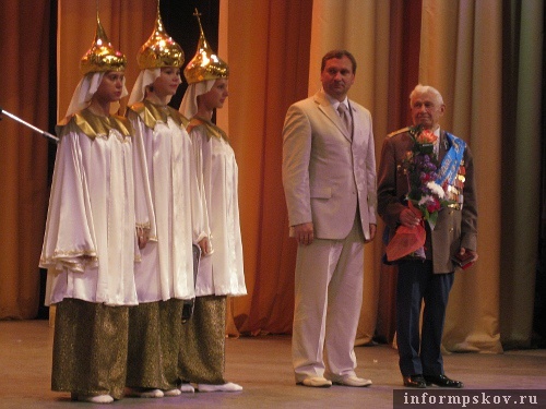 На фото: церемония награждения