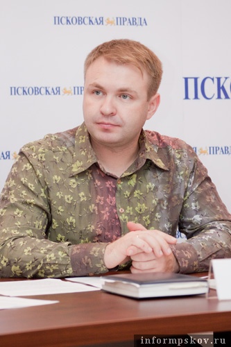 На фото: инициатор прений Сергей Анисимов