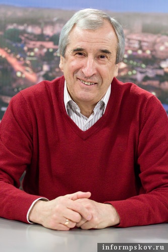 На фото: руководитель госкомитета по культуре Псковской области Александр Голышев