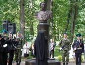 Открытие памятника Герою Отечественной войны 1812 года святлейшему князю Петру Витгенштейну в Печорах (ФОТОРЕПОРТАЖ)