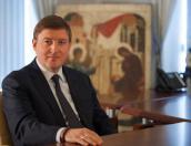 Андрей Турчак направил приветствие участникам и гостям 49-го Всероссийского Пушкинского праздника поэзии