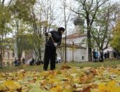 3,5 тысячи кубометров мусора вывезли из Пскова осенью