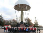 Прославленные отечественные хоккеисты возложили цветы к памятнику 6 роте в Черёхе (ФОТОРЕПОРТАЖ)