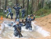 Военно-патриотический марафон «Служу России!» завершился под Псковом эстафетой «Зарница»