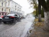 Авария в системе теплоснабжения стала причиной «гейзера» в Детском парке
