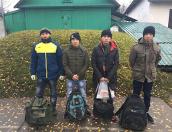 Трех выходцев из Юго-Восточной Азии и их проводника задержали в Себежском районе при попытке незаконного пересечения границы