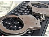 Более 2,5 млн рублей перевели мошенники со счетов двух псковских инвалидов