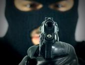 Вооруженные злоумышленники в масках ограбили заправку в Стругокрасненском районе 