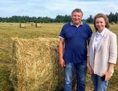 Крестьянское хозяйство «Прометей» посетила Нинель Салагаева в Гдовском районе